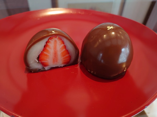 チョコ餅(いちご)