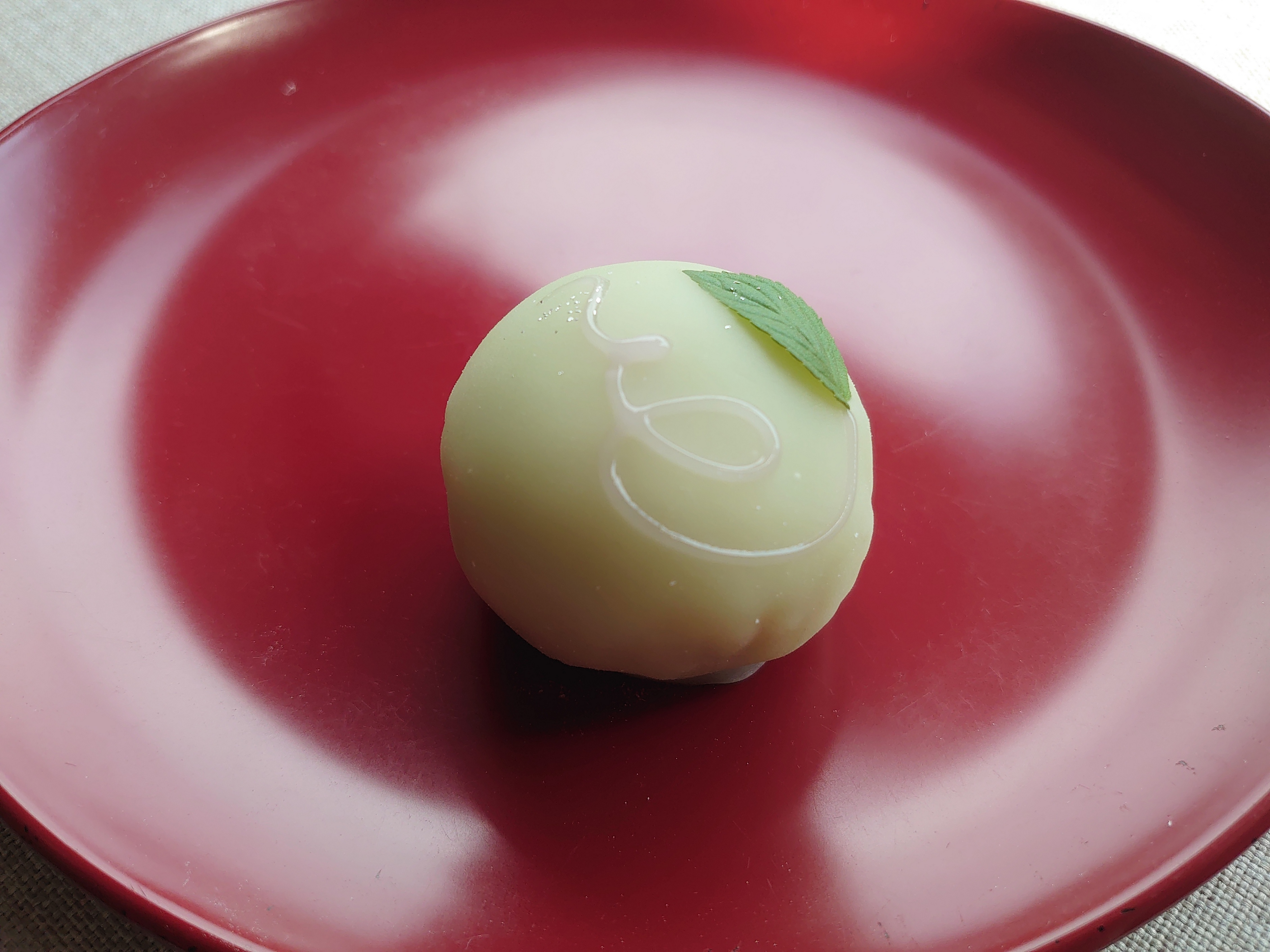 フルーツ餅【シャインマスカット】始まりました。