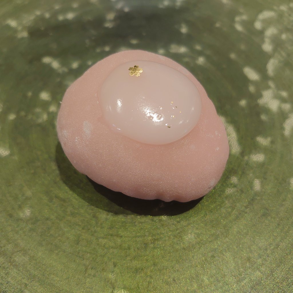 フルーツ餅【さくらももいちご】入荷しました。